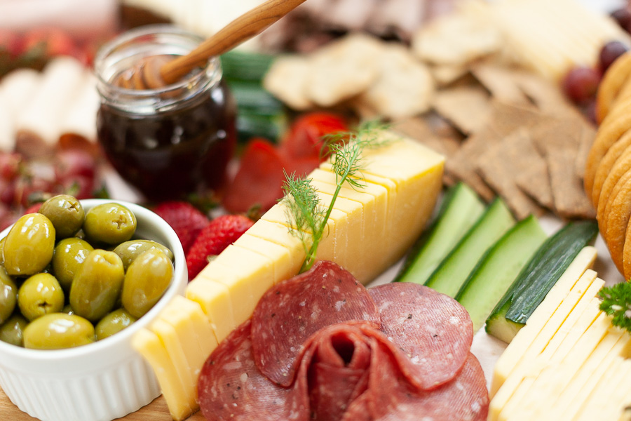 customizable charcuterie board